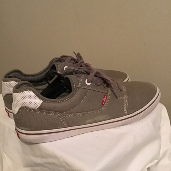 😎#53, LEVI’S, size 12, see photos for condition, pre-owned - Picture 4 of 5